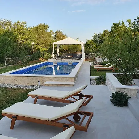 빌라 Little Getaway Veliki Brocanac